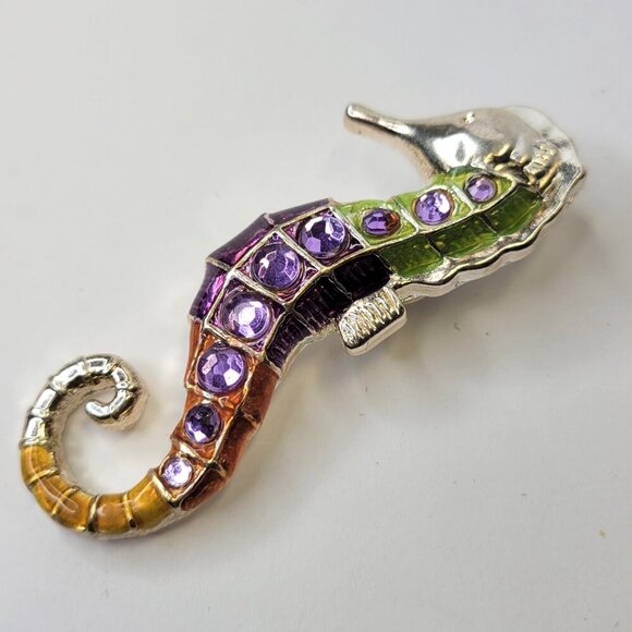Purple Seahorse Lapel Clip Pin Handbag Pin Scarf Pin Decorative Clip - Picture 2 of 11